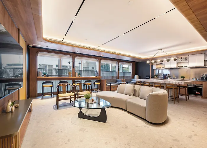 Dash Living On Queen'S Hong Kong